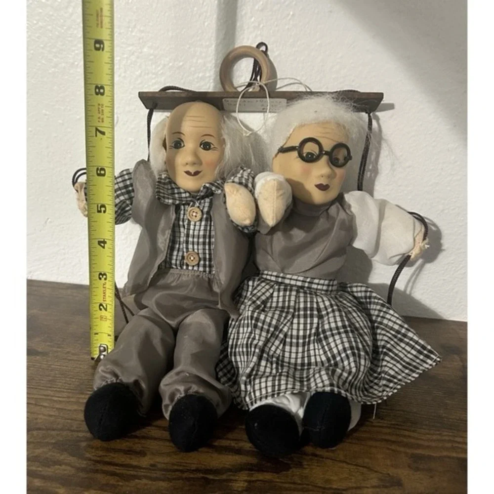 RARE Handmade Dolls Couple Holding Hands In Hanging Swing Vintage‎